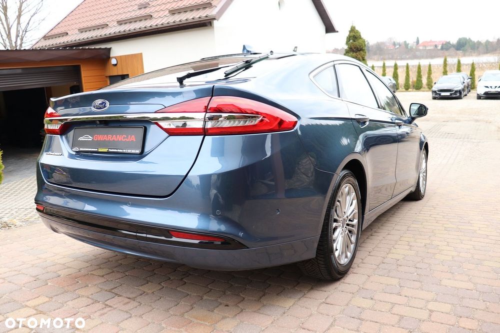 Ford Mondeo - 32