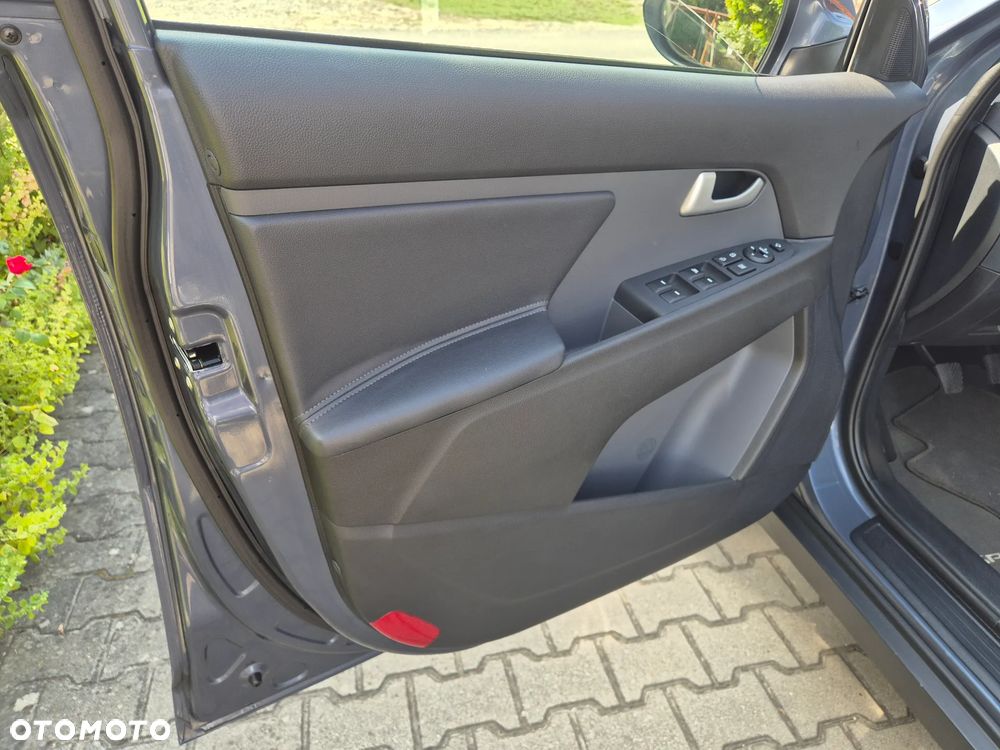 Kia Sportage 1.6 GDI Business Line L 2WD - 13