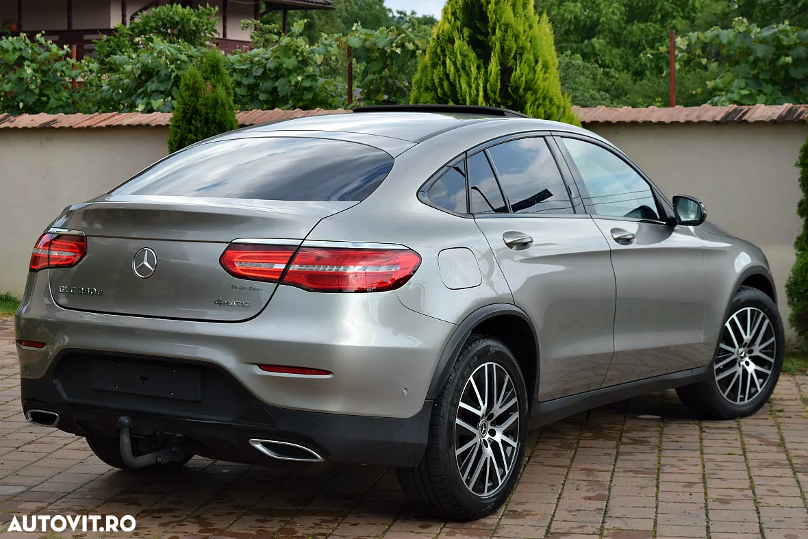 Mercedes-Benz GLC Coupe 250 d 4Matic 9G-TRONIC AMG Line - 11