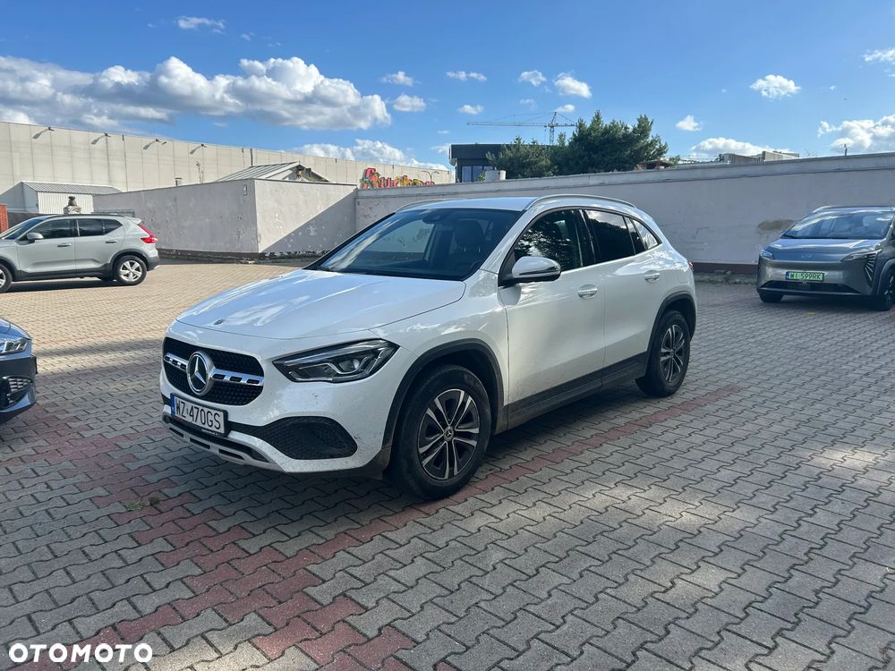 Mercedes-Benz GLA 180