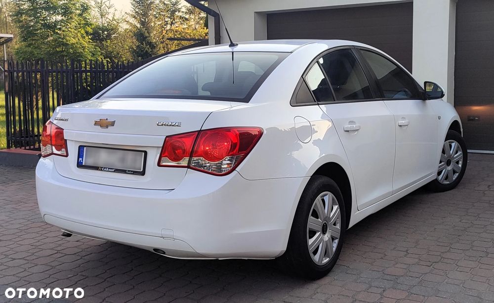 Chevrolet Cruze 1.8 LT - 4