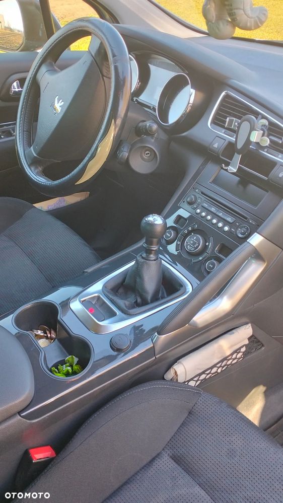 Peugeot 3008 - 5