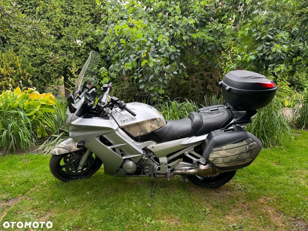 Yamaha FJR - 10