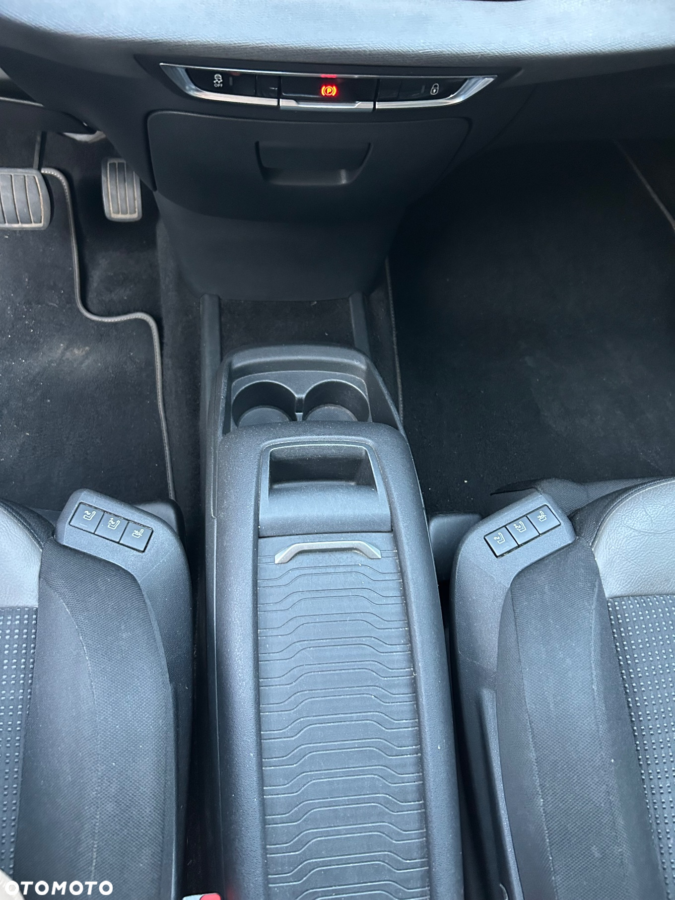 Citroën C4 Picasso BlueHDi 120 EAT6 Exclusive - 19