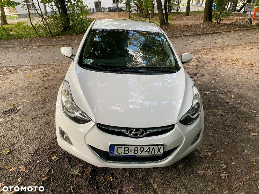 Hyundai Elantra 1.6 Comfort - 1