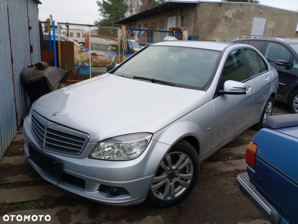 Lusterko prawe C klasa w204 C775 Mercedes, maska zderzak, pas błotnik - 30