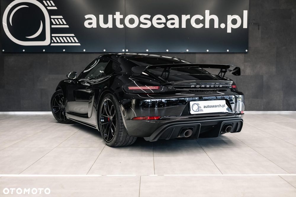 Porsche 718 Cayman GPF GT4 PDK - 7