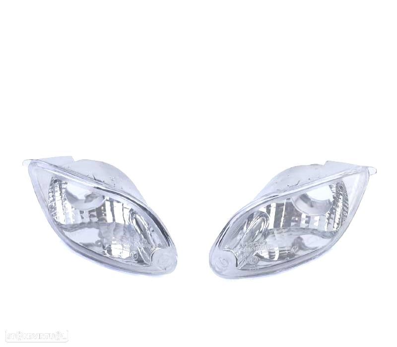 PISCAS FRENTE FORD FOCUS - 3