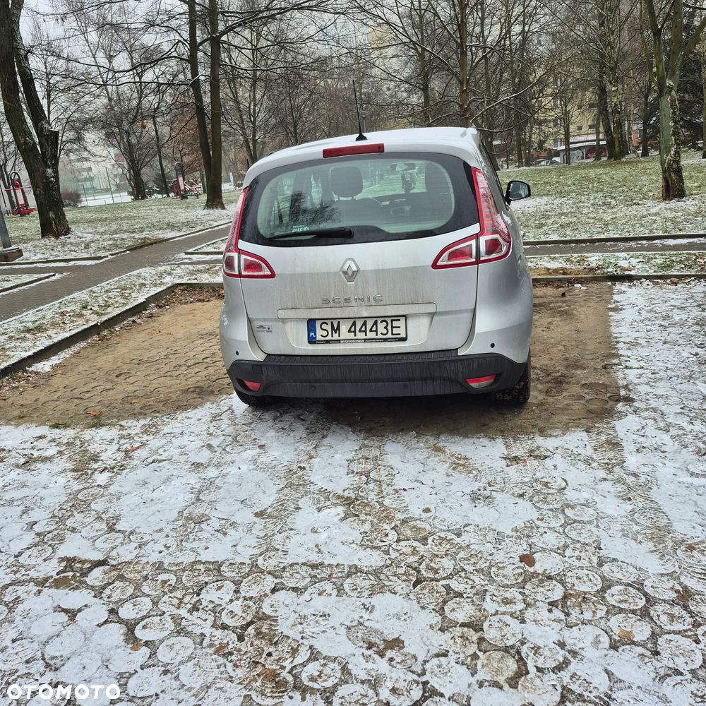 Renault Scenic 1.6 16V 110 TomTom Edition - 3
