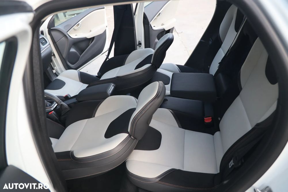 Volvo V40 - 6