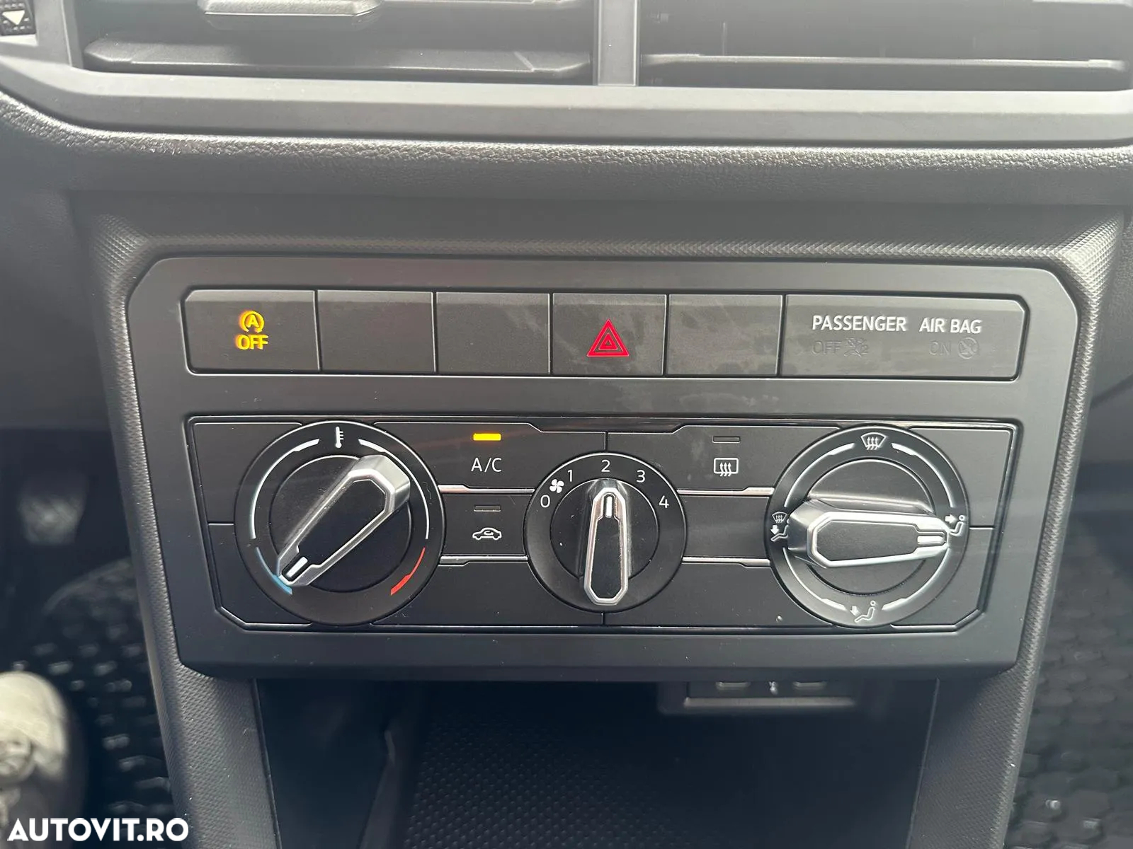 Volkswagen T-Cross 1.6 TDI Base - 20