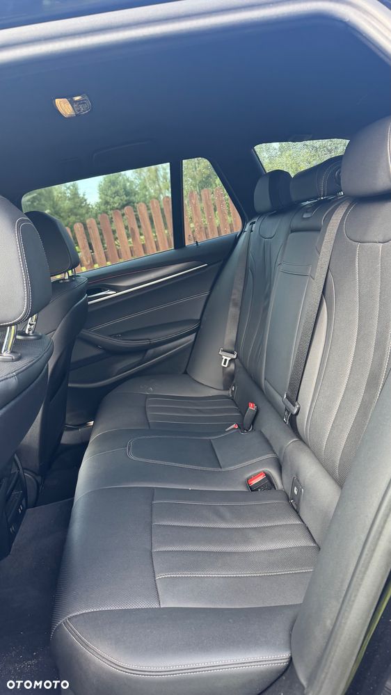 BMW Seria 5 530e M Sport sport - 9