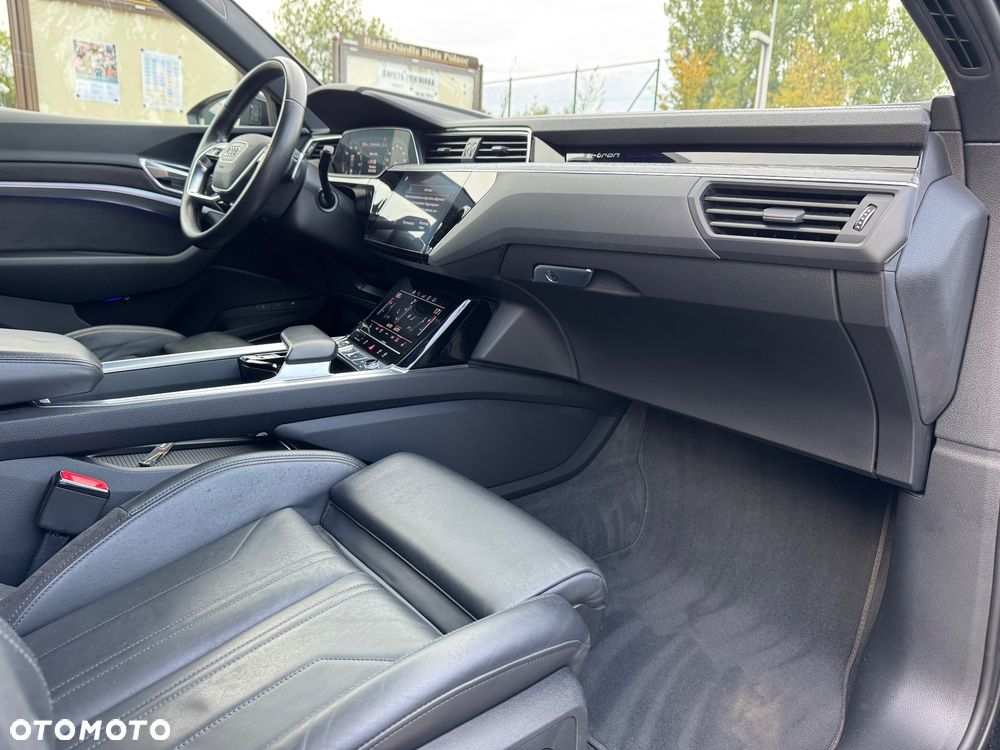 Audi e-tron 55 Quattro - 22