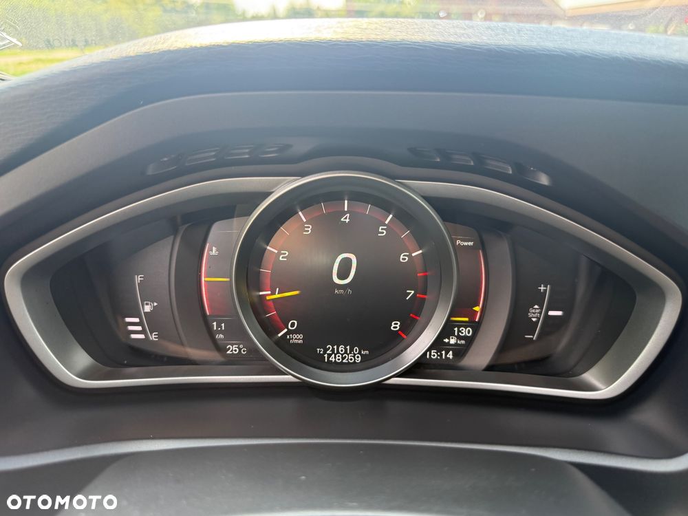 Volvo V40 T2 Drive-E R-Design Momentum - 12