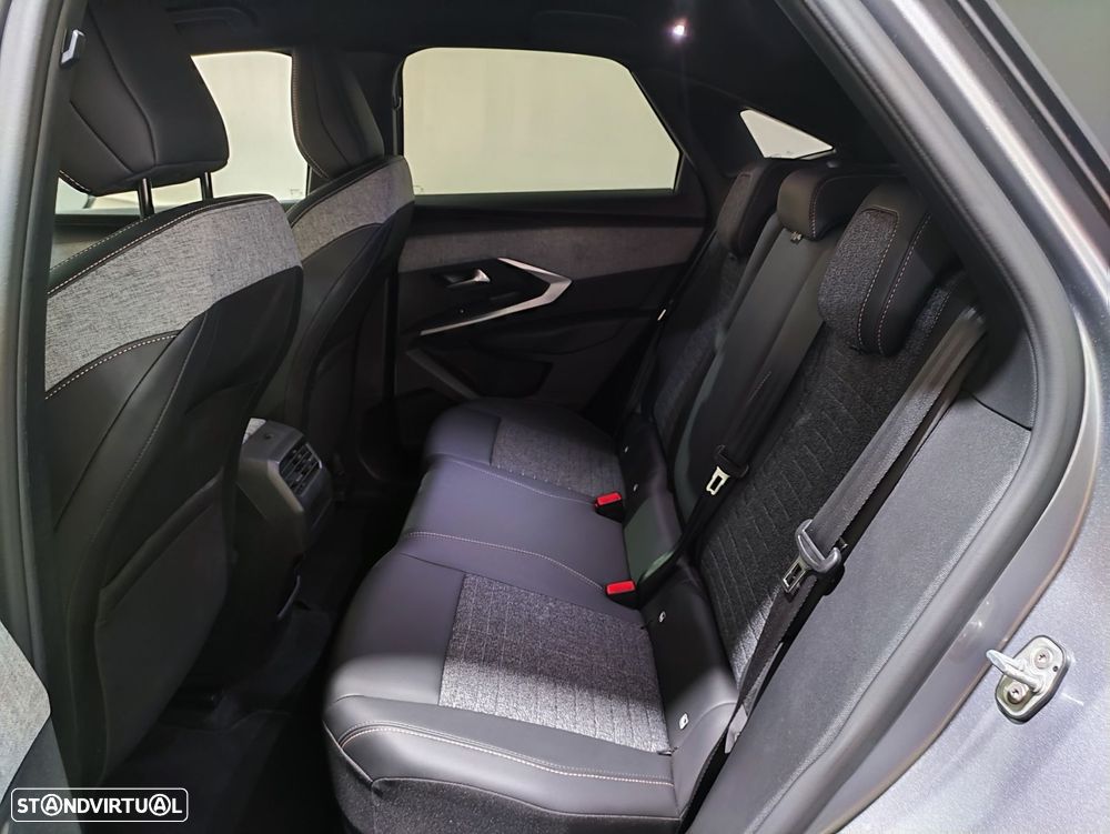Peugeot 3008 1.2 Hybrid Allure e-DCS6 - 26
