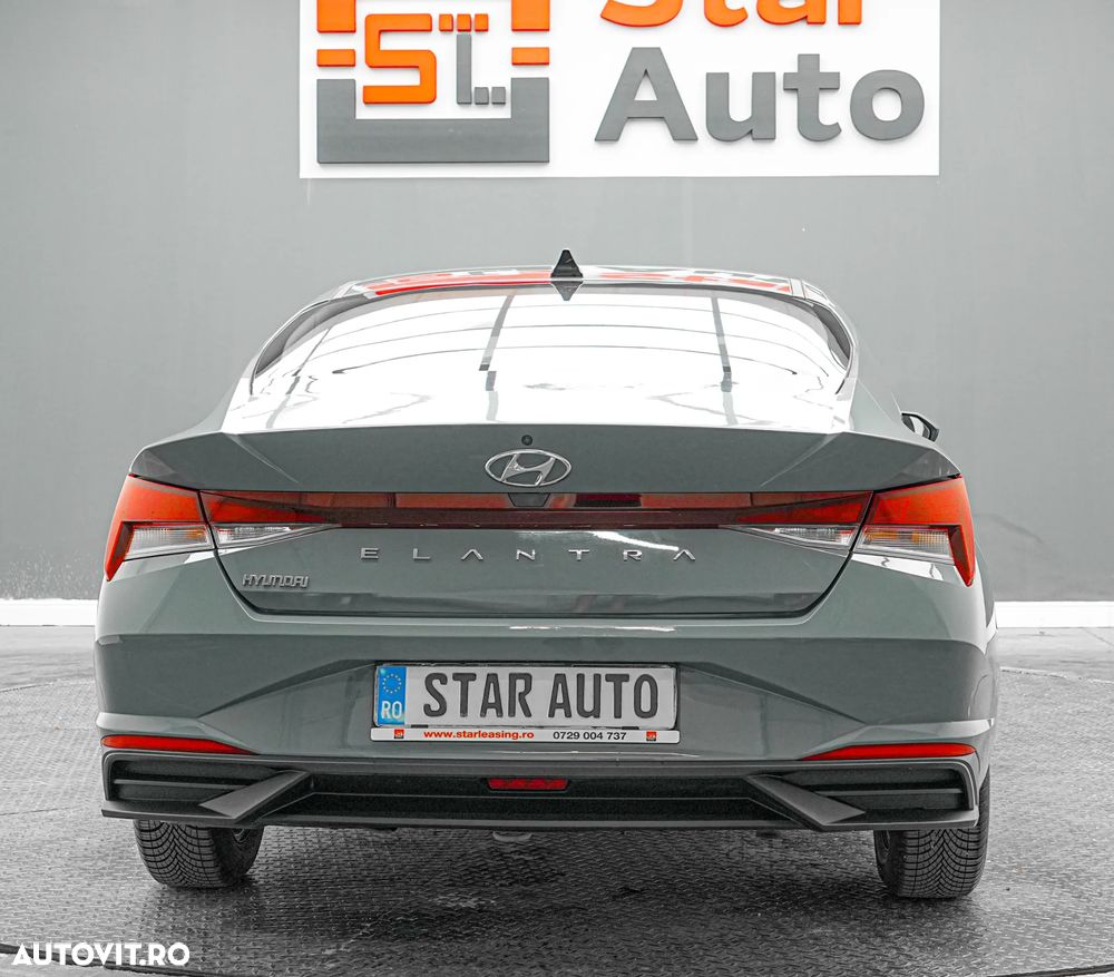 Hyundai Elantra 1.6 l 123 CP CVT Exclusive Navi - 6