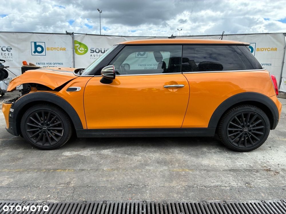 MINI ONE - 2