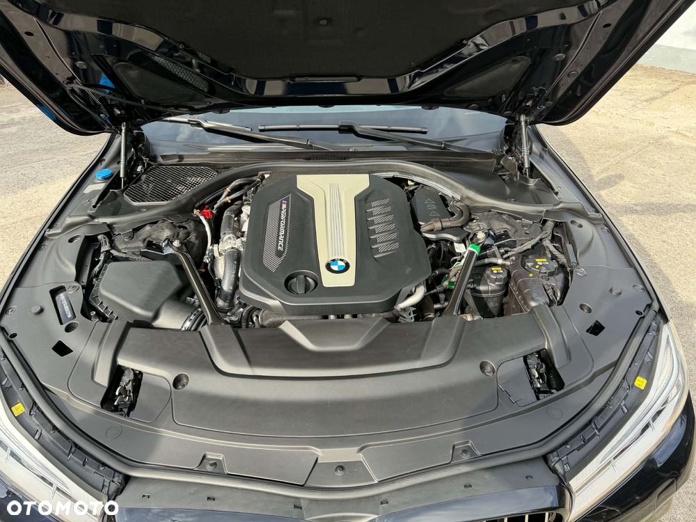 BMW Seria 7 750d xDrive - 13