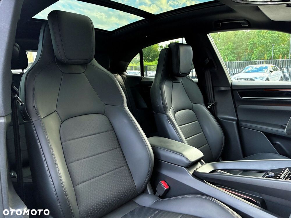 Porsche Macan - 35