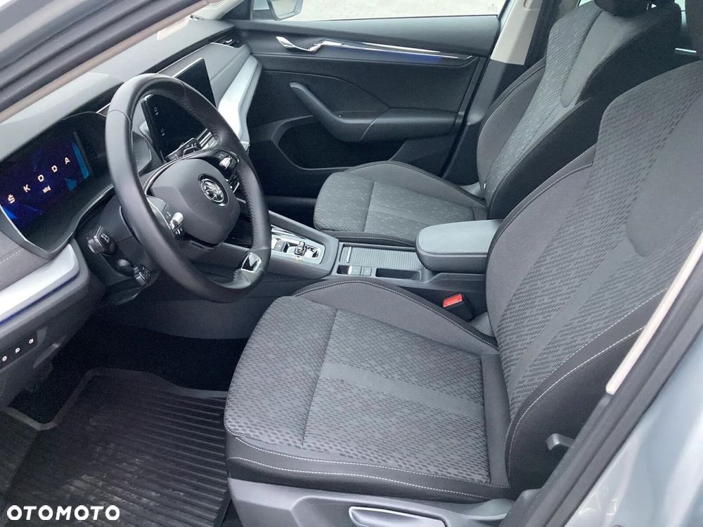 Skoda Octavia 2.0 TDI SCR Style DSG - 10