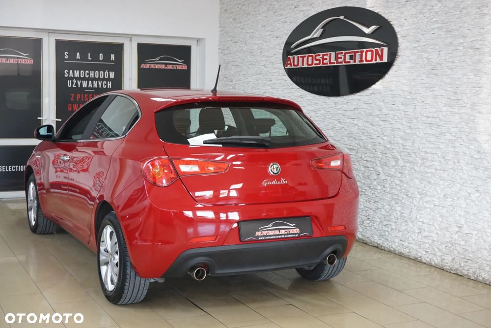 Alfa Romeo Giulietta 2.0 JTDM 16V - 6