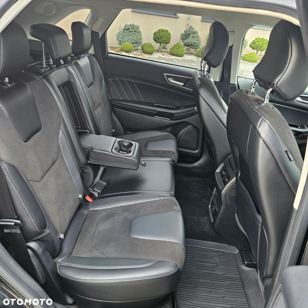 Ford Edge - 18