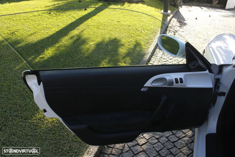 Porsche 911 (997) GT3 - 12