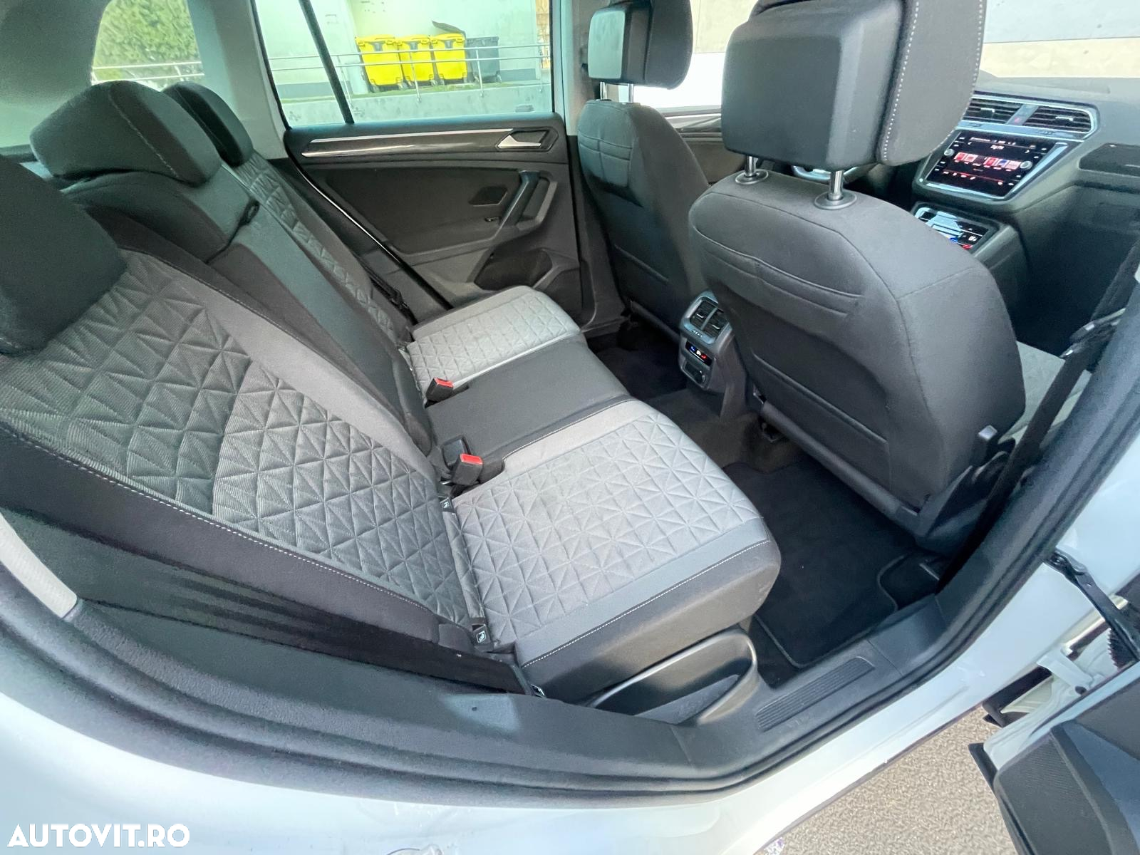 Volkswagen Tiguan 2.0 TDI DSG Elegance - 12