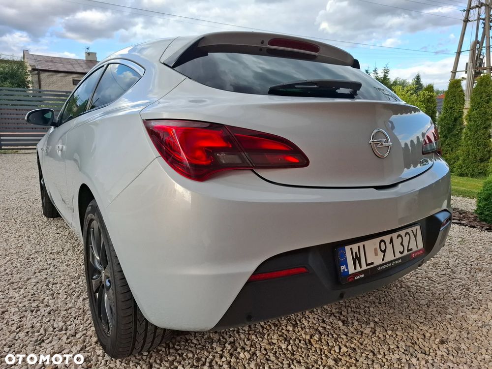 Opel Astra 1.4 Turbo - 31