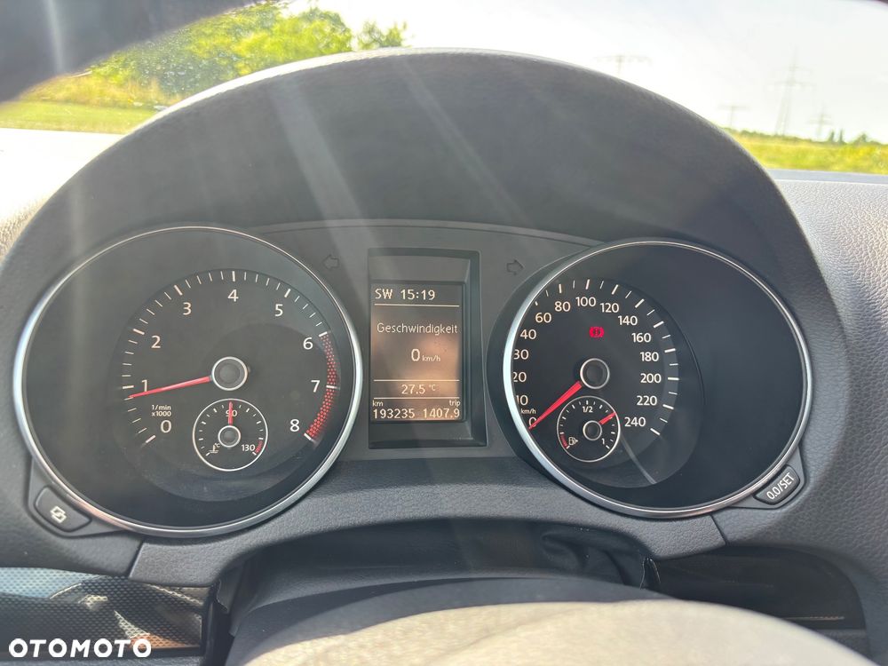 Volkswagen Golf 1.6 Comfortline - 16