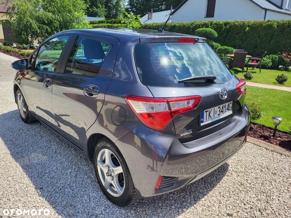 Toyota Yaris 1.5 Premium CVT - 17