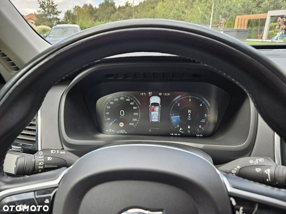 Volvo XC 90 - 20