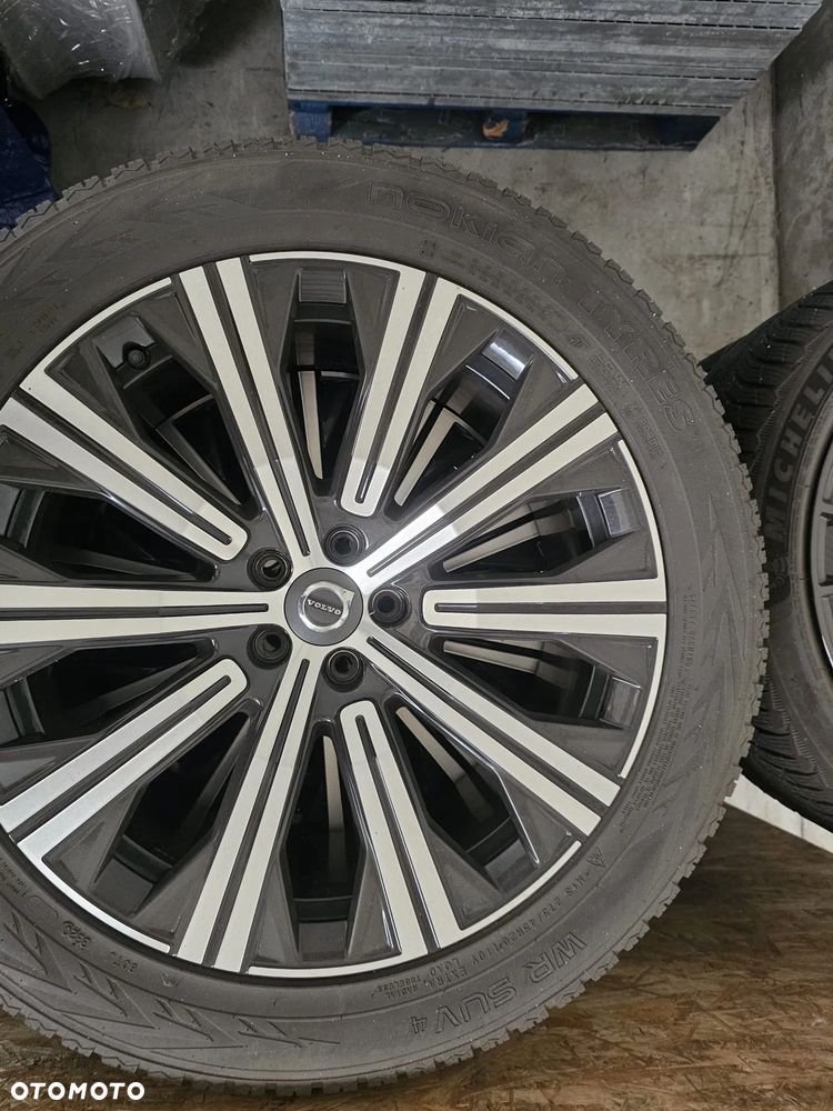 Volvo XC 90 - 23