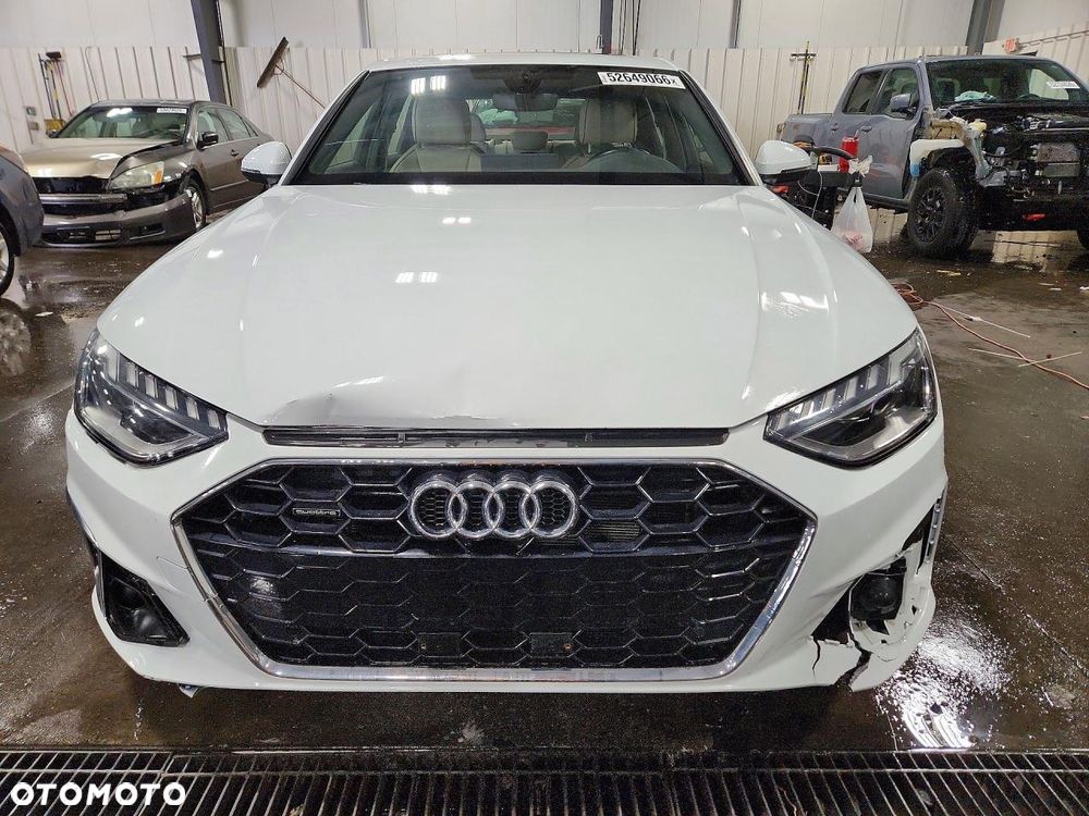 Audi A4 Limousine 45 TFSI mHEV Quattro Advanced S tronic - 2