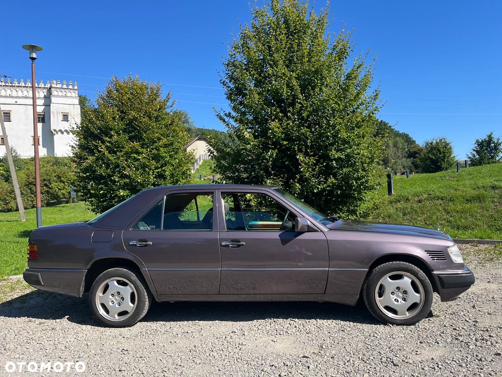 Mercedes-Benz W124 (1984-1993) ver-250-d-turbo - 2