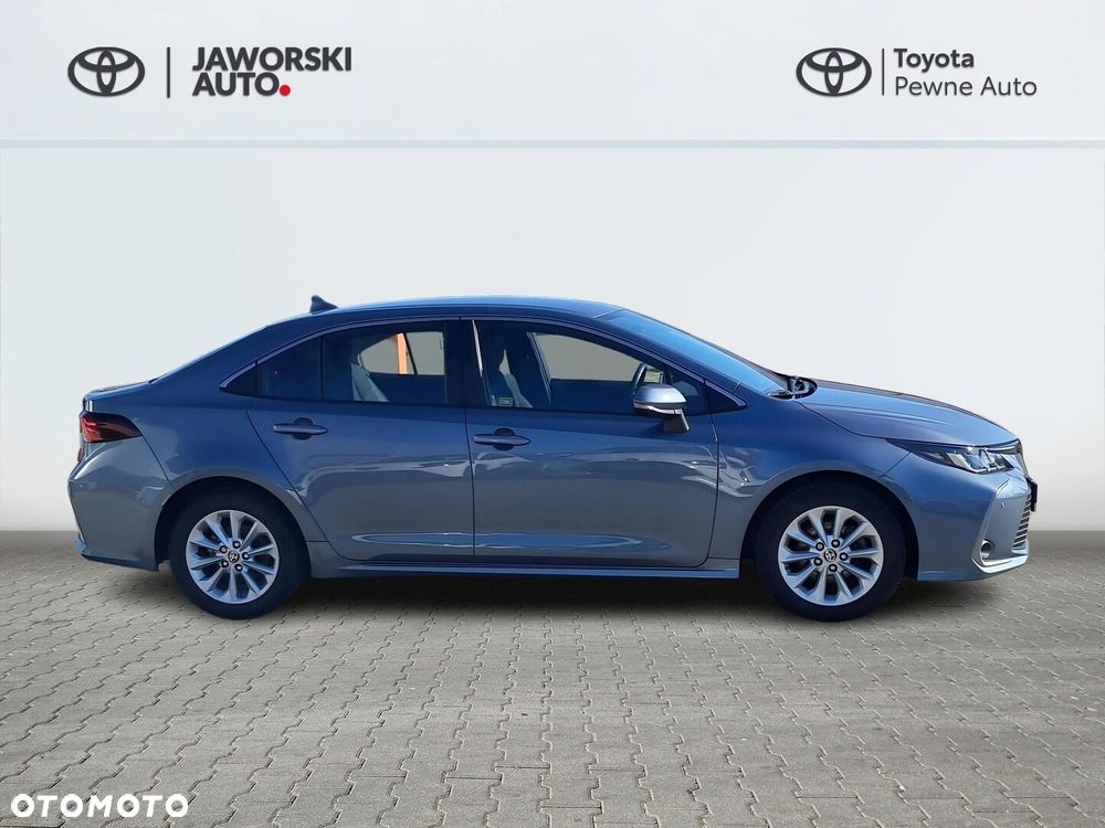 Toyota Corolla - 17