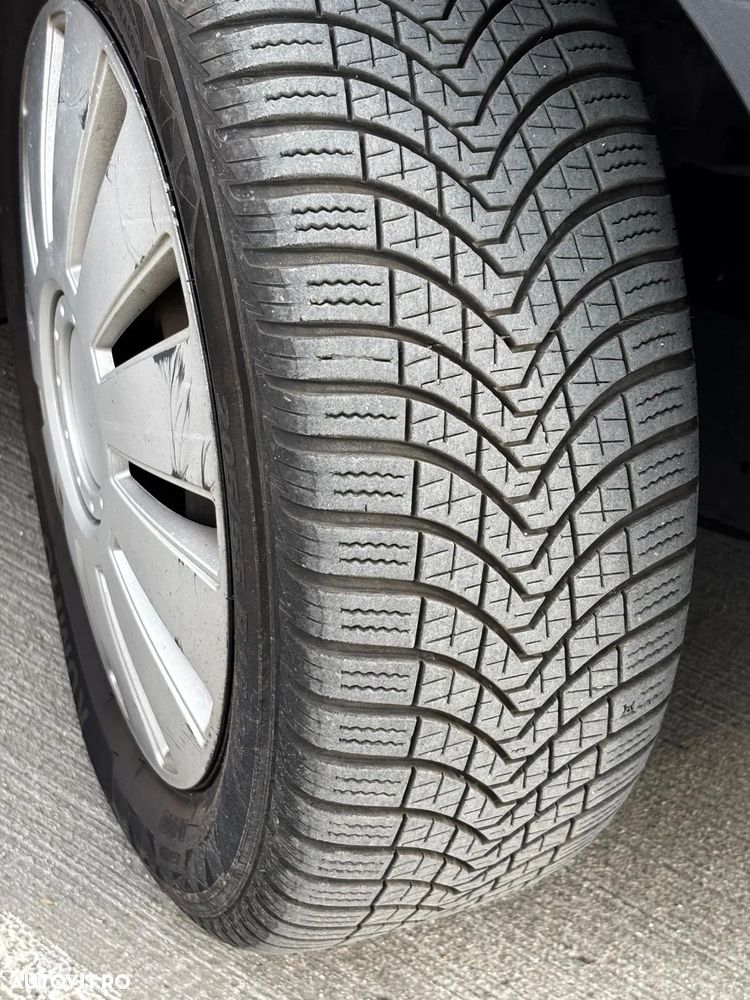 Ford Focus Turnier 1.6 TDCi ECOnetic 88g Start-Stopp-Sy Titanium - 7