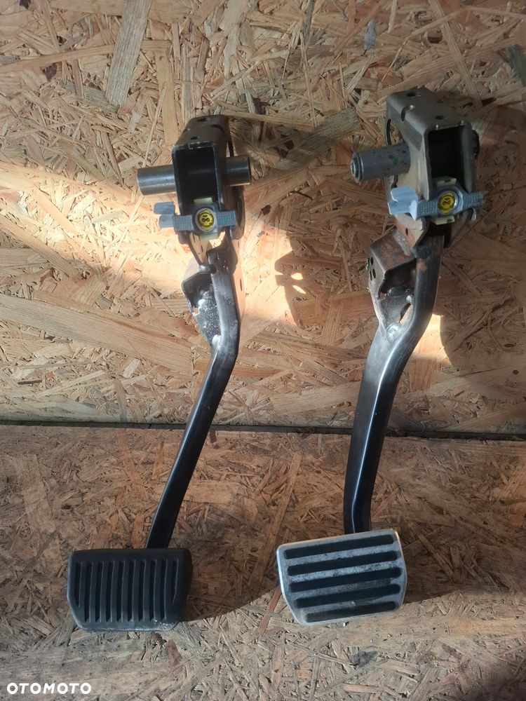 Volvo XC60 II pedał hamlca pirotechniczny 31423965  31478031 - 1