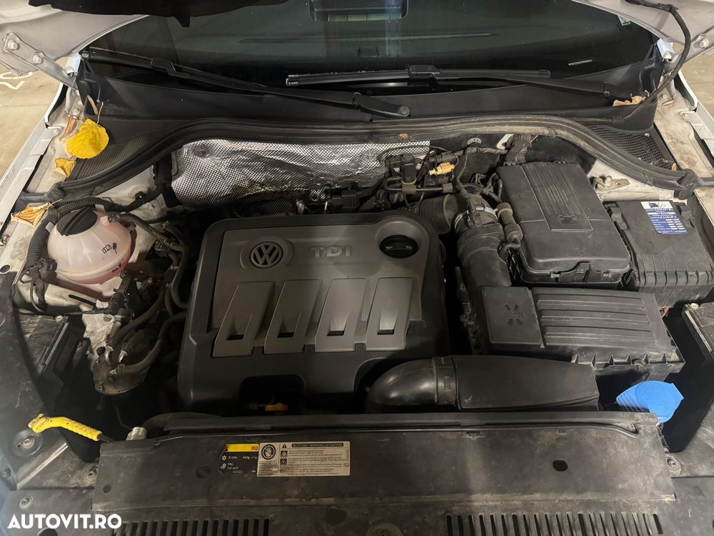 Volkswagen Tiguan - 14