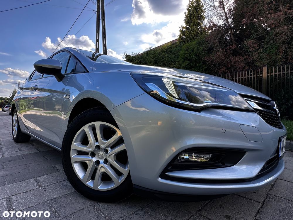 Opel Astra 1.4 Turbo Business - 11