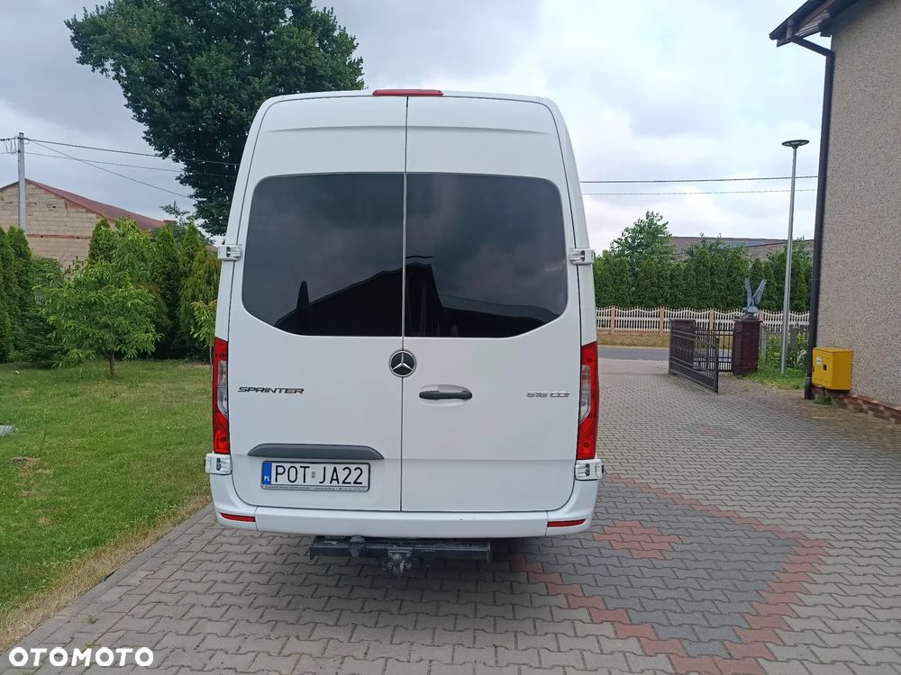 Mercedes-Benz Sprinter - 5