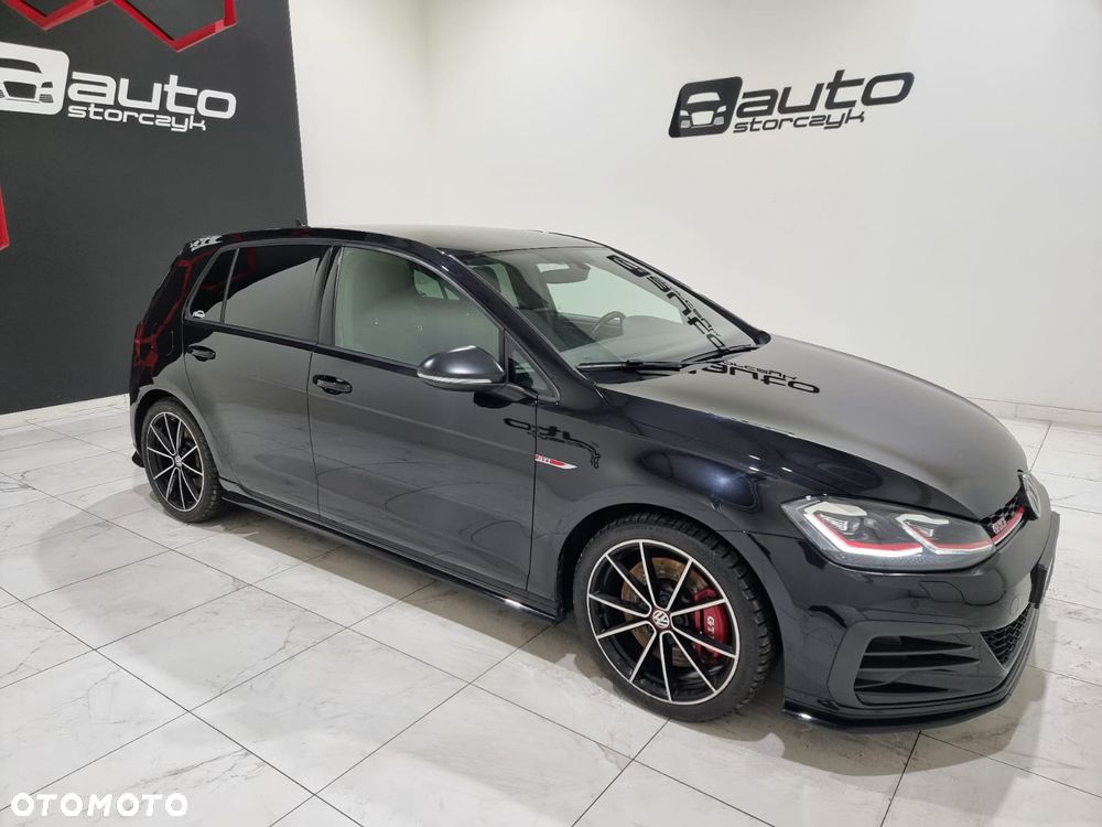 Volkswagen Golf - 3