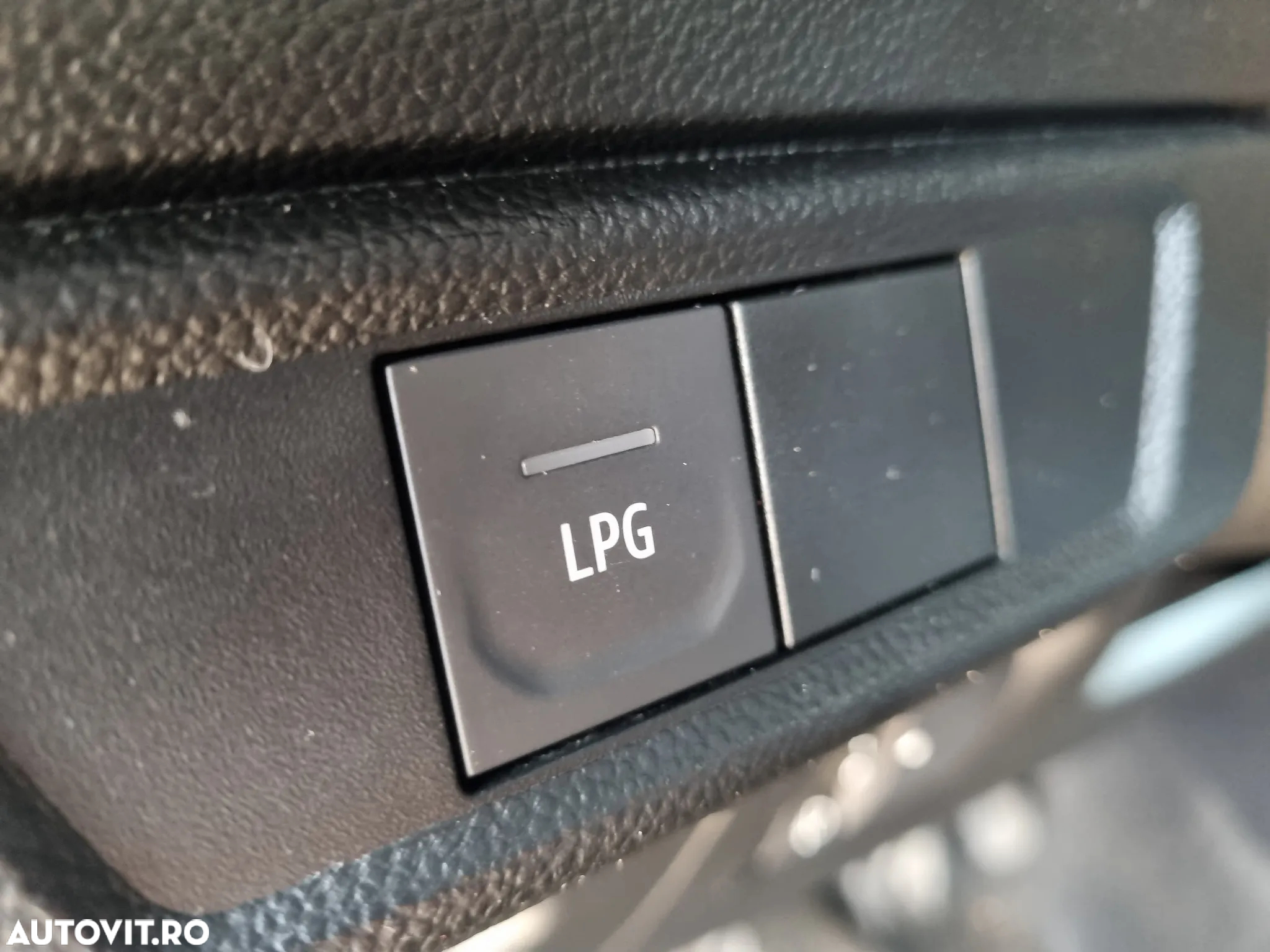 Dacia Jogger 7 locuri TCe 110 Extreme+ - 28