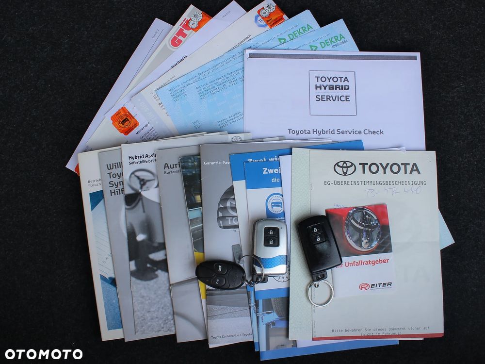 Toyota Auris 1.8 Executive - 30