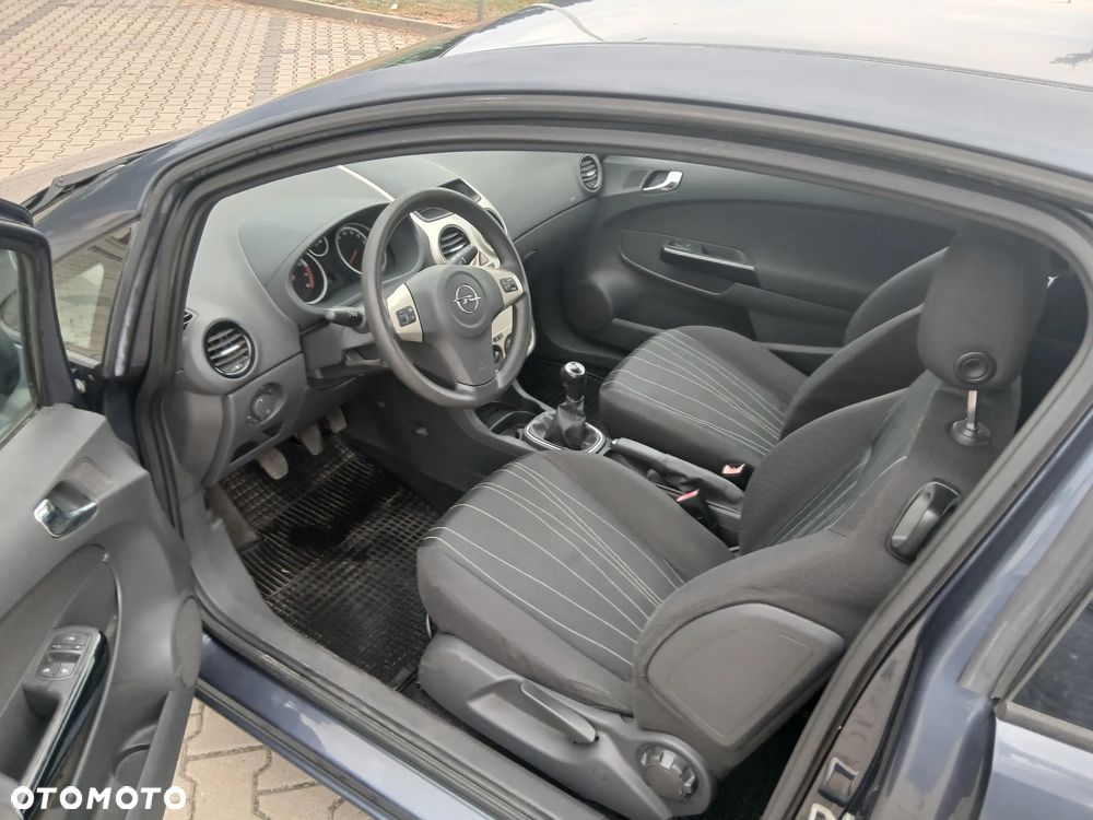 Opel Corsa 1.2 16V Cool - 6
