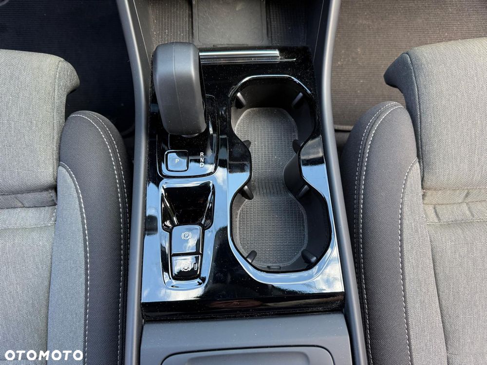 Volvo XC 40 B3 Plus Dark - 21