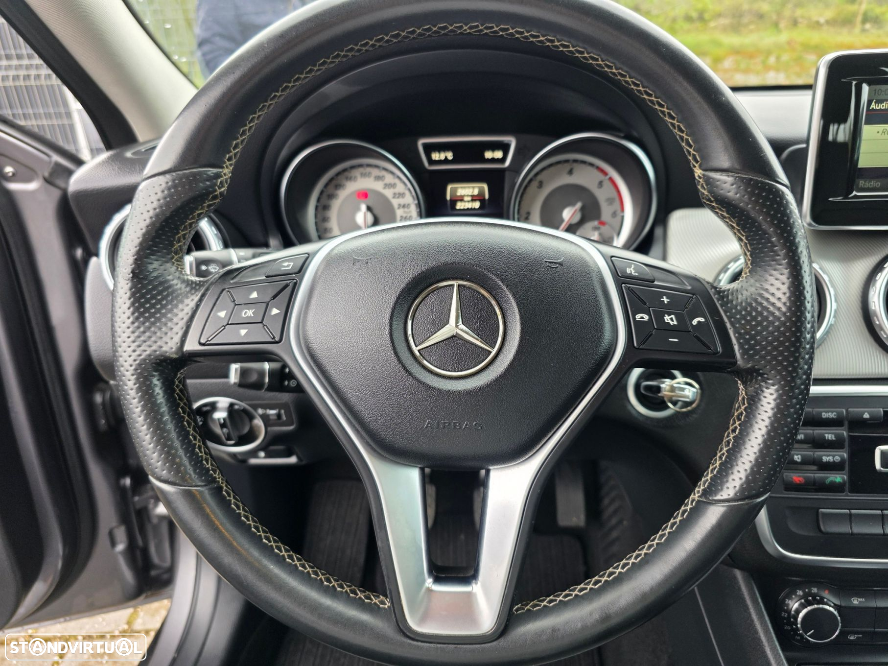 Mercedes-Benz GLA 200 CDi Style - 14