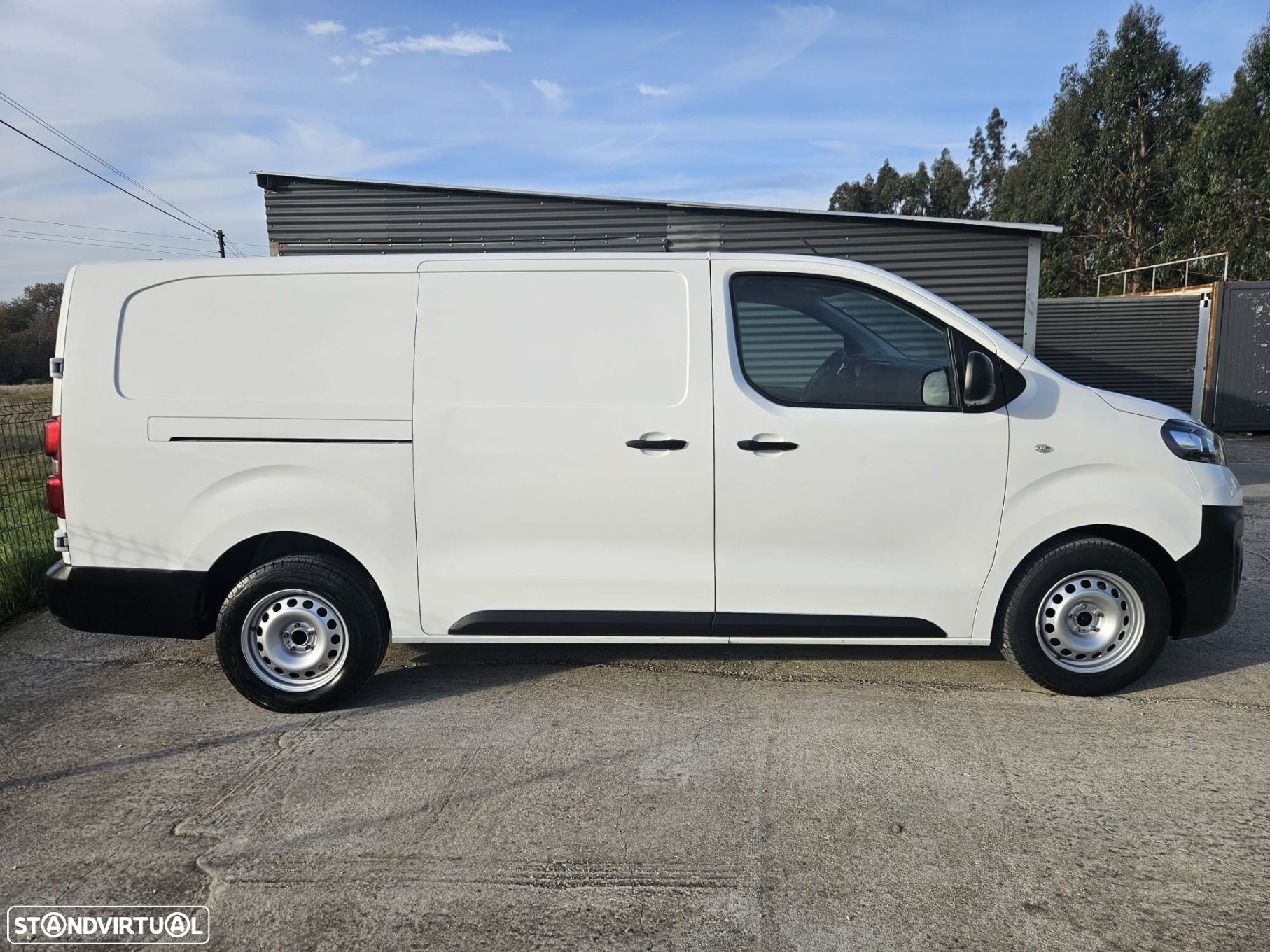 Opel Vivaro 1.5 CDTi L2H1 Essentia - 6