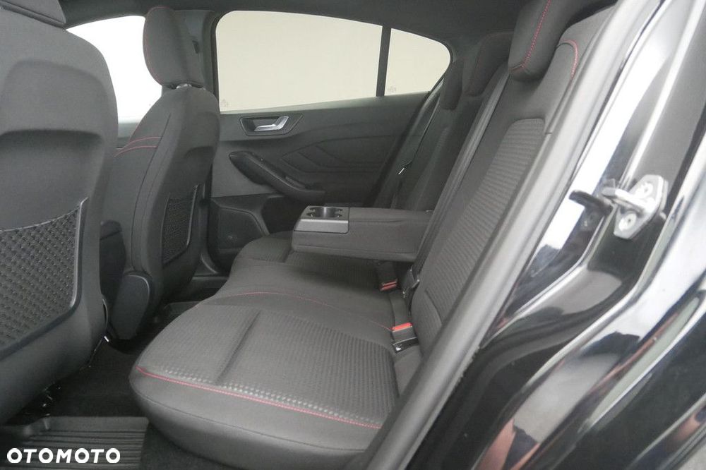 Ford Focus - 15