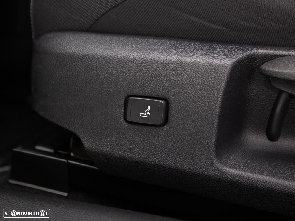 Toyota Corolla Touring Sports 1.8 Hybrid Active - 16